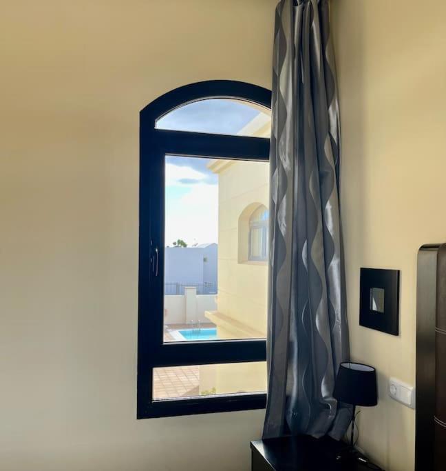 Апартаменты Riviera Park 7A - Air Con- Wi-Fi- Uk Channels- 5 Minutes Walking From The Sea Тиас Экстерьер фото